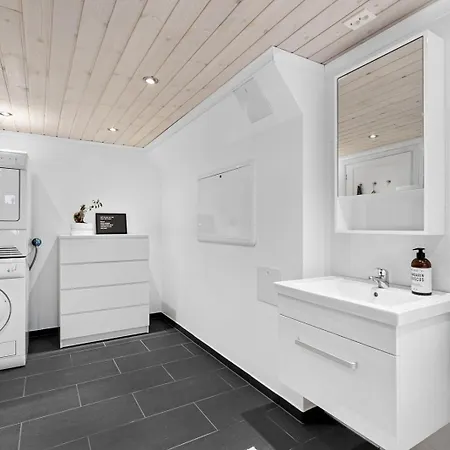 House In - Close To Ons 2024 شقة